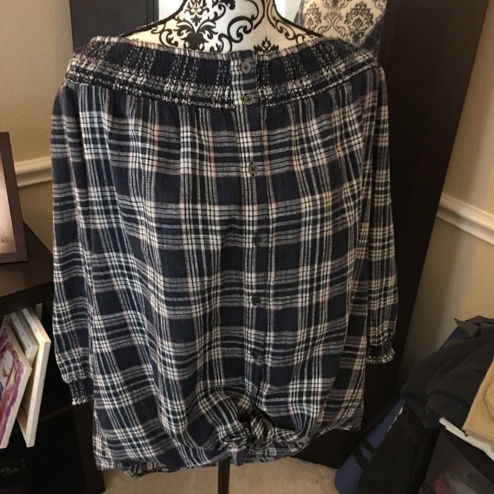 Cute plaid top